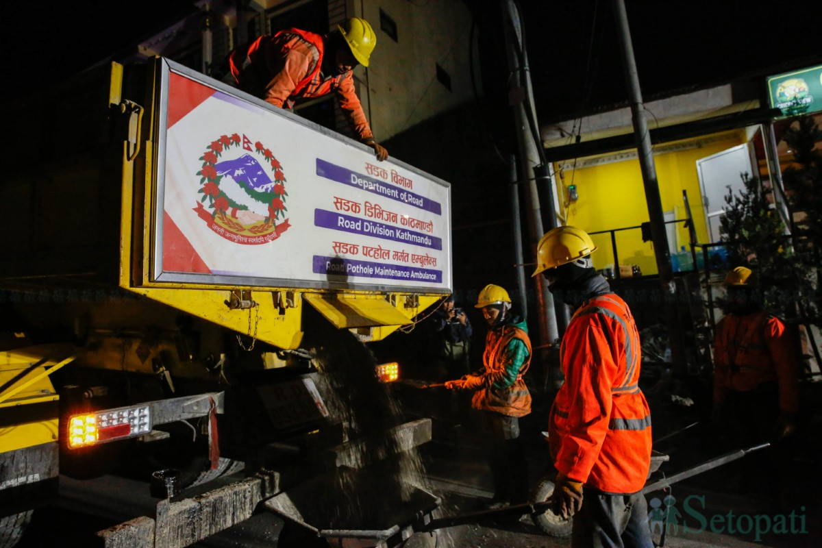 Kathmandu-Road-Repair-Ambulance (9).jpg